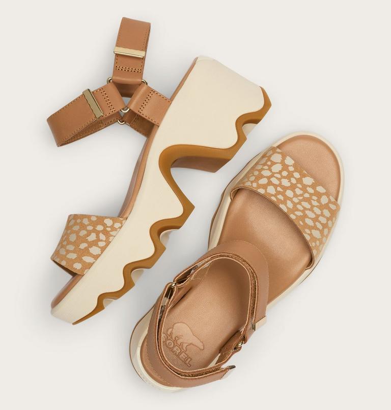 Kinetic Aura Y-Strap Women's Sandal, Color: Tawny Buff, Chalk, image 4