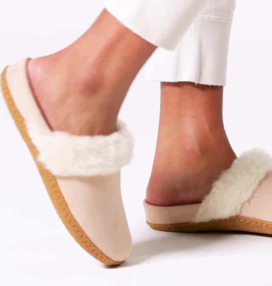 NAKISKA Slide II Women's Slipper, Color: Nova Sand, Gum