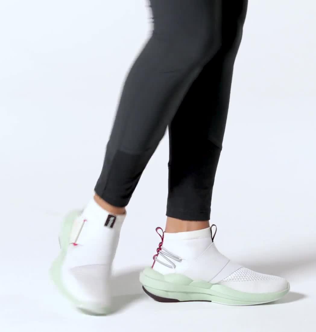 Chaussure de sport mi-montante Explorer Defy pour femme, Color: Sea Salt, Sea Sprite